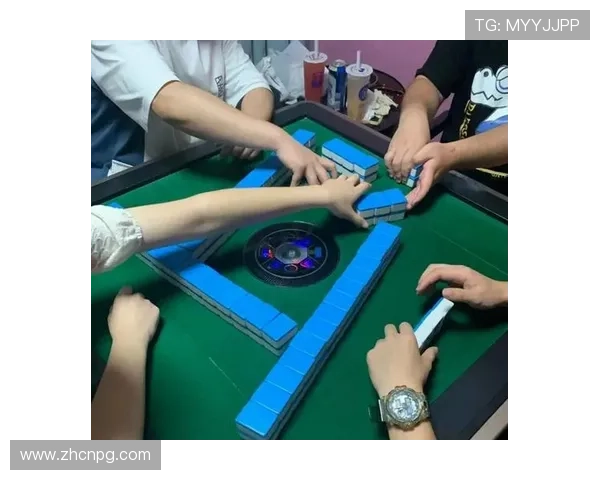 支持多平台的真人麻将四人游戏，随时随地与好友在线切磋牌技，享受真实麻将乐趣